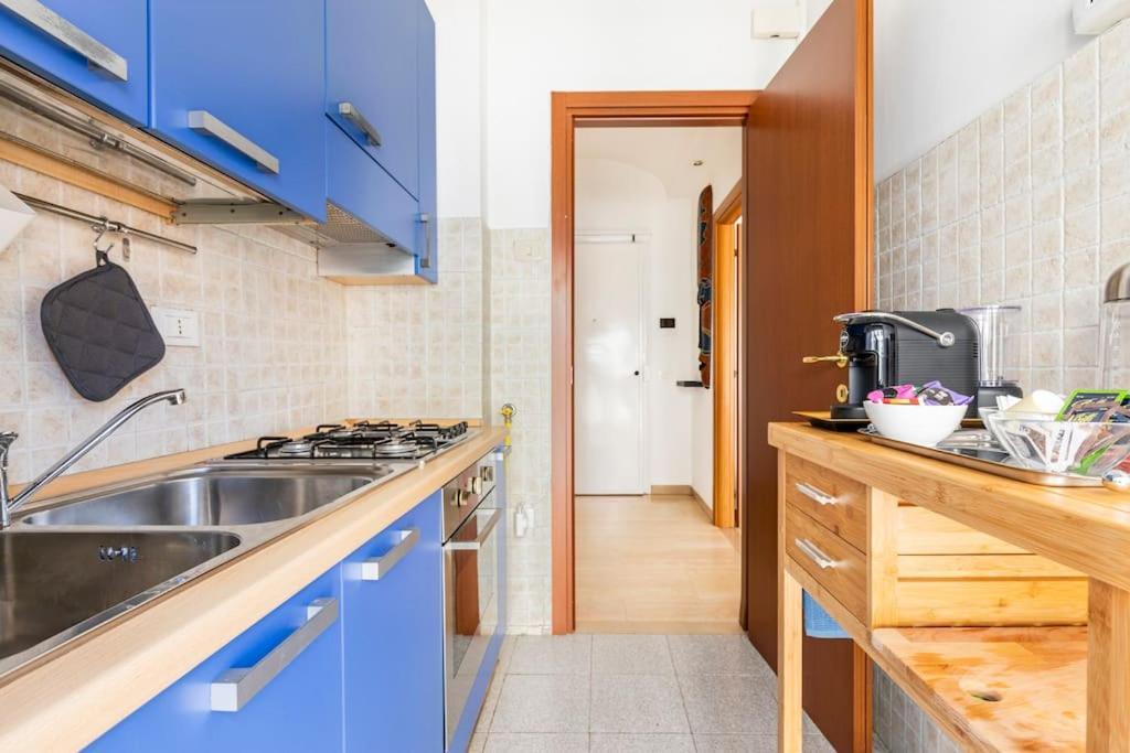 Casa Etruschi - Appartamento Con Posto Auto リヴォルノ エクステリア 写真
