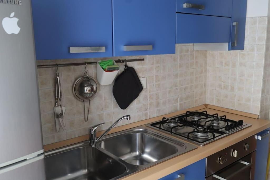 Casa Etruschi - Appartamento Con Posto Auto リヴォルノ エクステリア 写真
